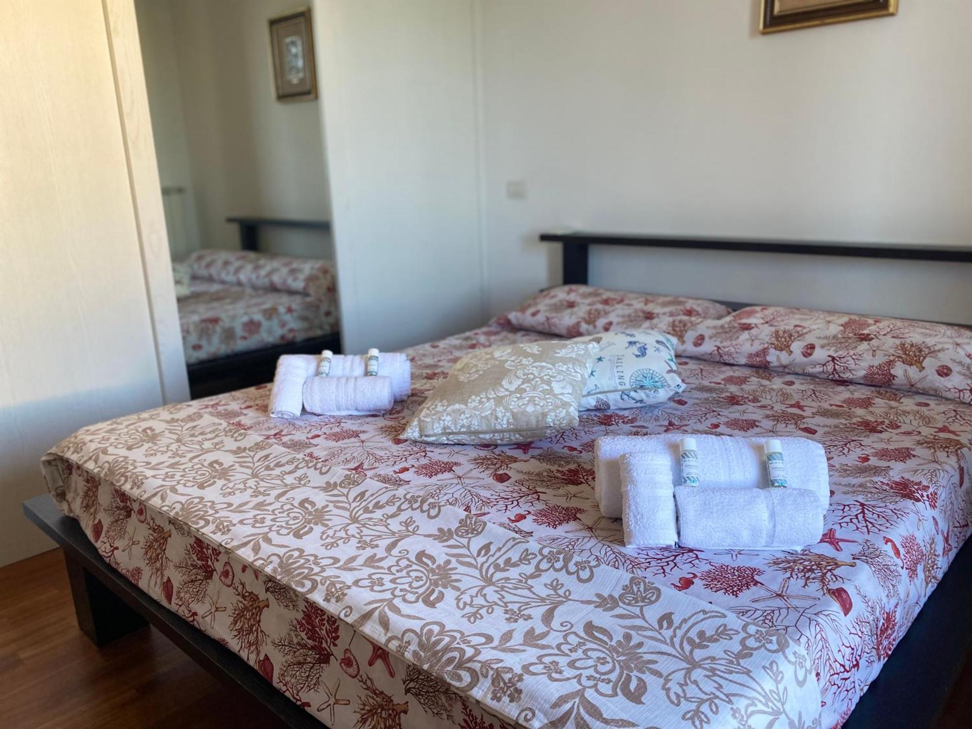 Villetta Relax Fast Wi-Fi 9 Min Porto Civitavecchia Santa Marinella Pokój zdjęcie
