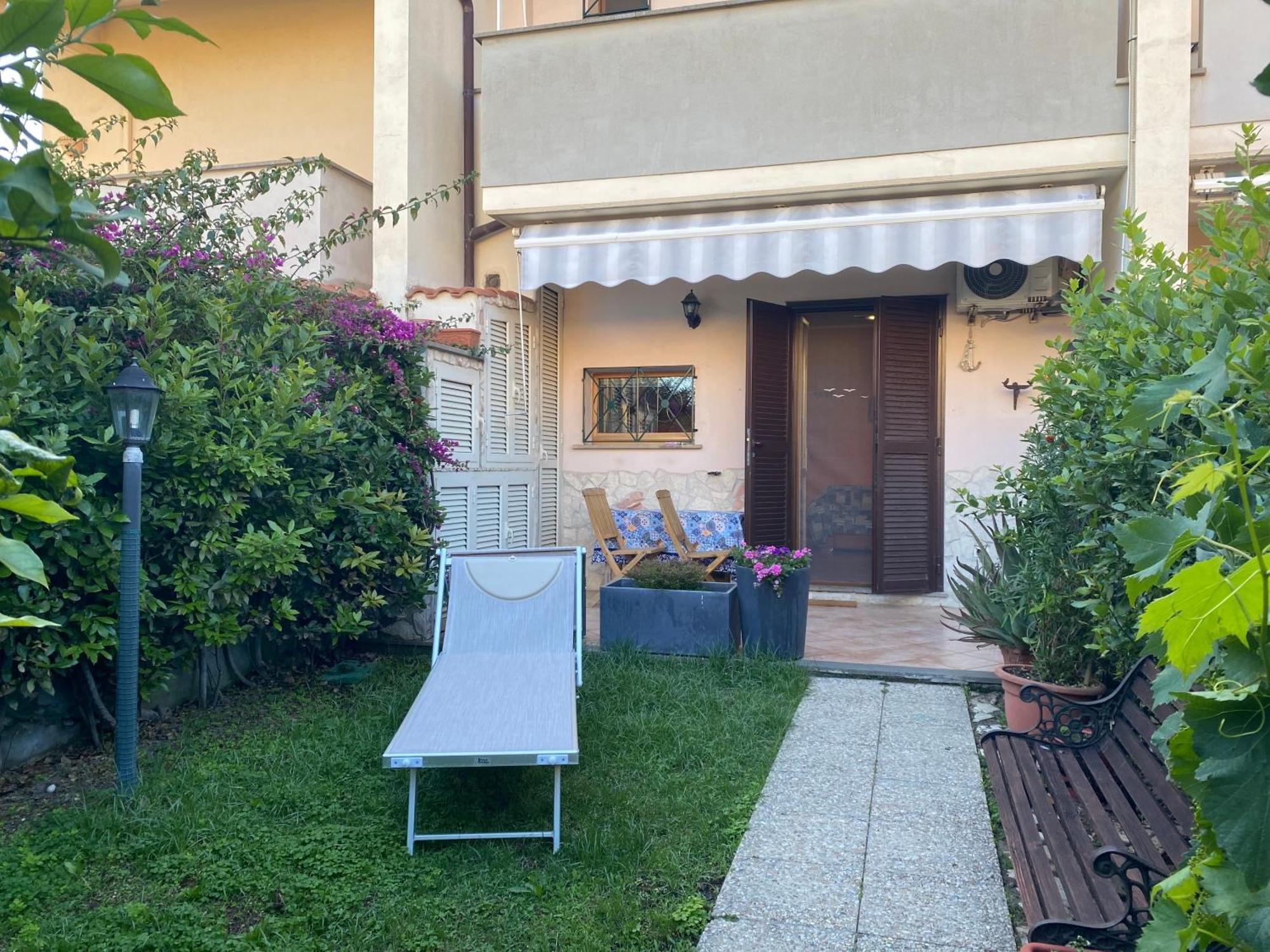 Villetta Relax Fast Wi-Fi 9 Min Porto Civitavecchia Santa Marinella Pokój zdjęcie